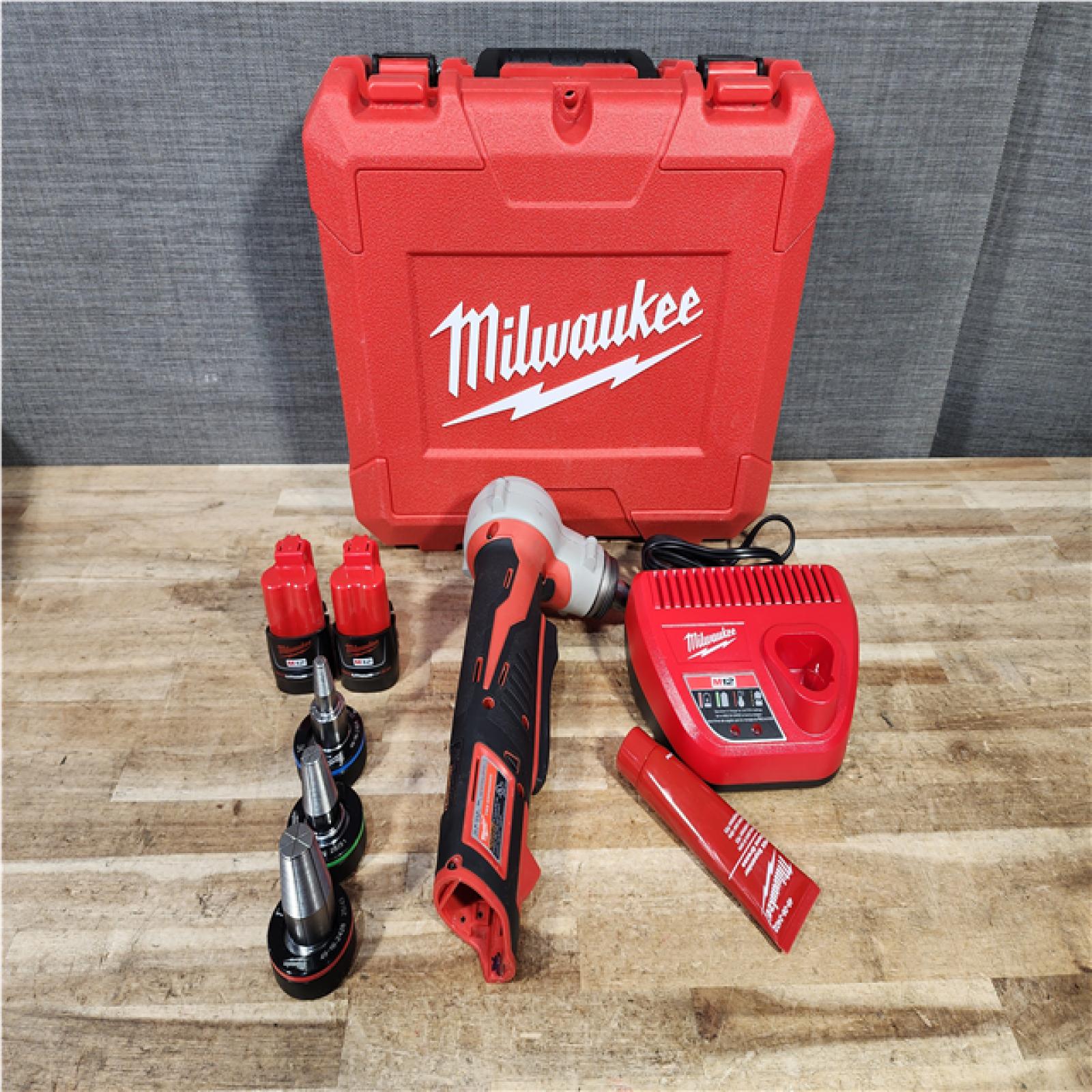 Houston Location AS-IS Milwaukee Cordless PEX Expansion Tool Kit