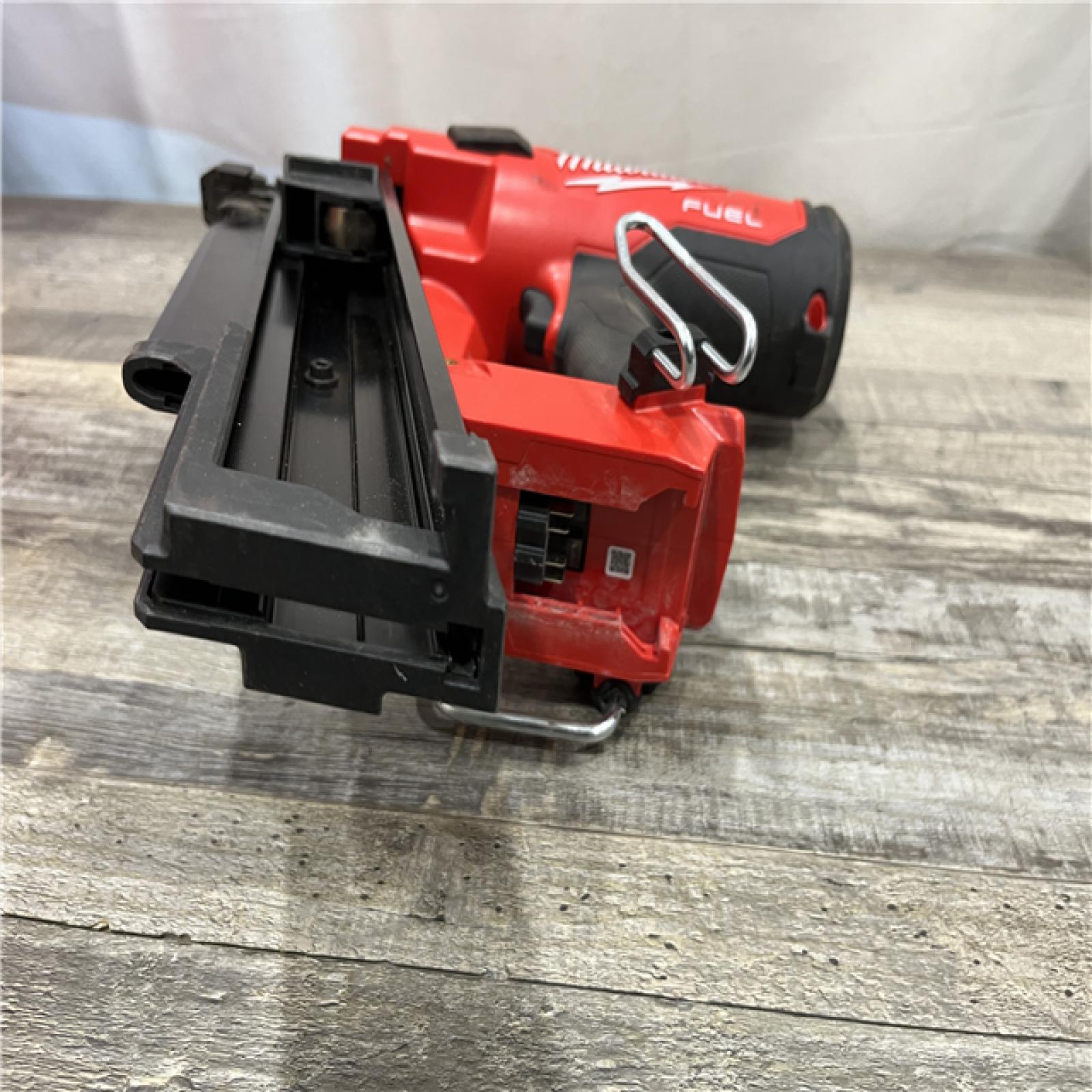 AS-IS Milwaukee FUEL 3-1/2 in. 18-Volt 21-Degree Lithium-Ion Brushless Cordless Framing Nailer (Tool-Only)