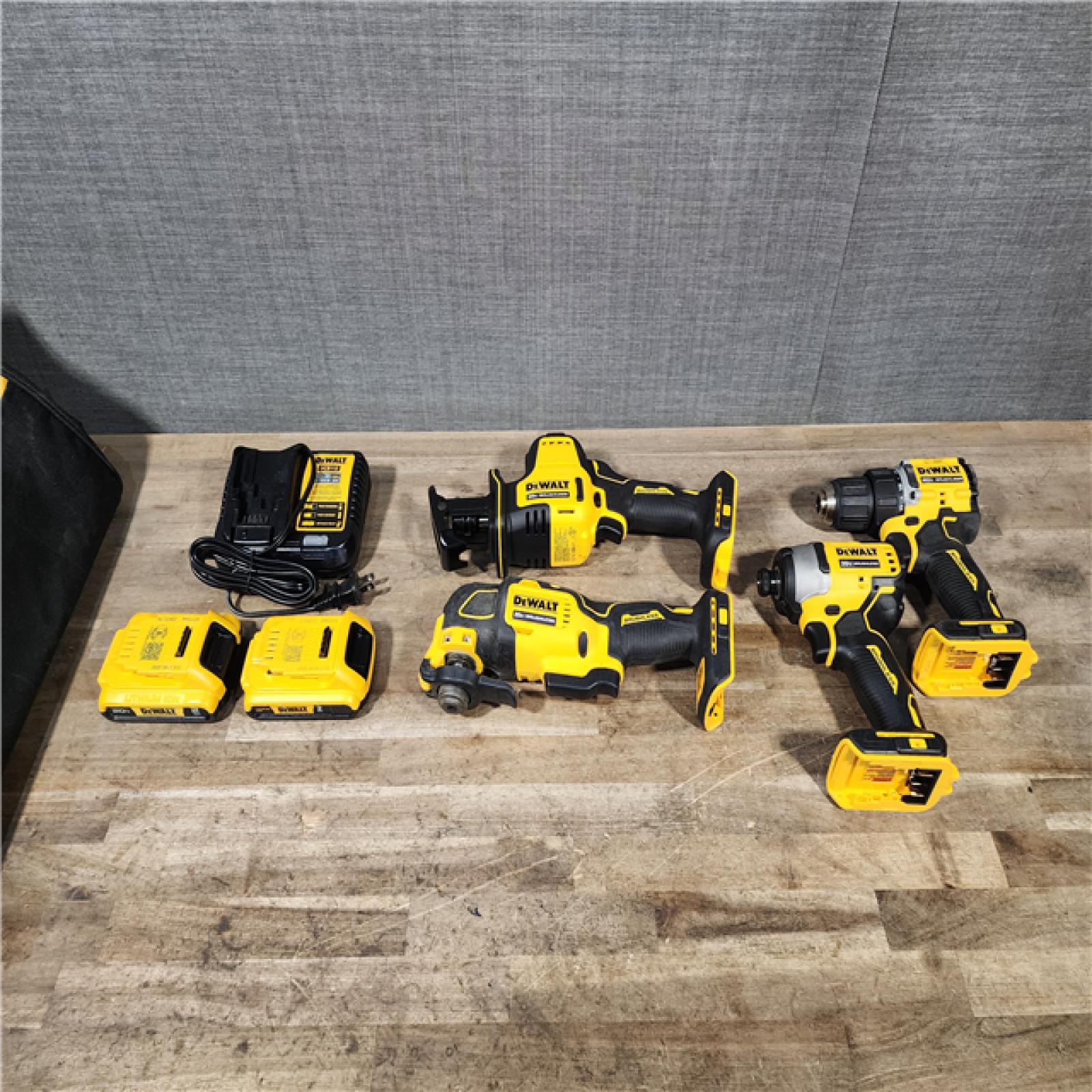 HOUSTON LOCATION - AS-IS DEWALT 4 TOOL COMBO KIT W/ (2) BATTERY & CHARGER