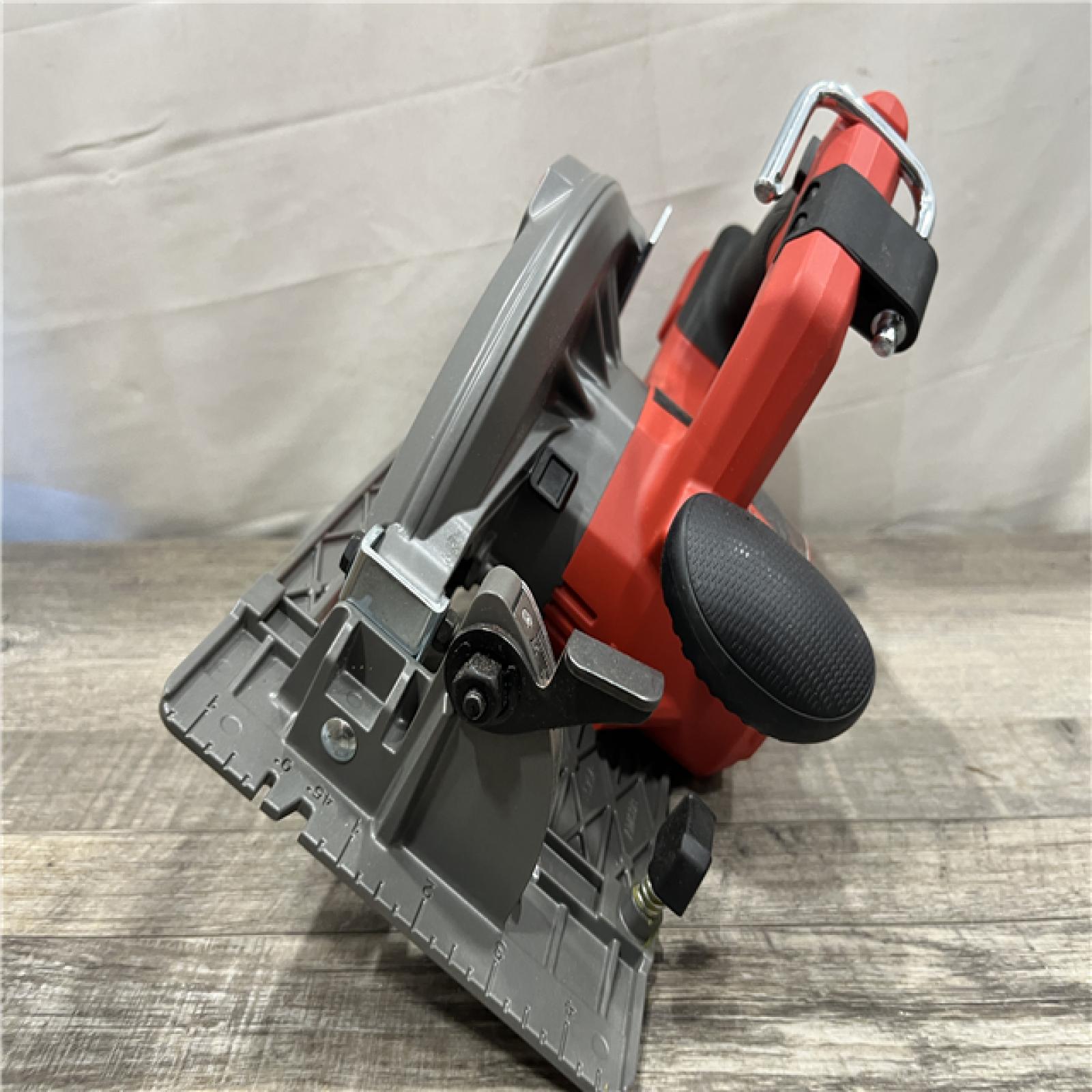 AS-IS Milwaukee FUEL 18V Lithium-Ion Brushless Cordless 7-1/4 in. Circular Saw (Tool-Only)
