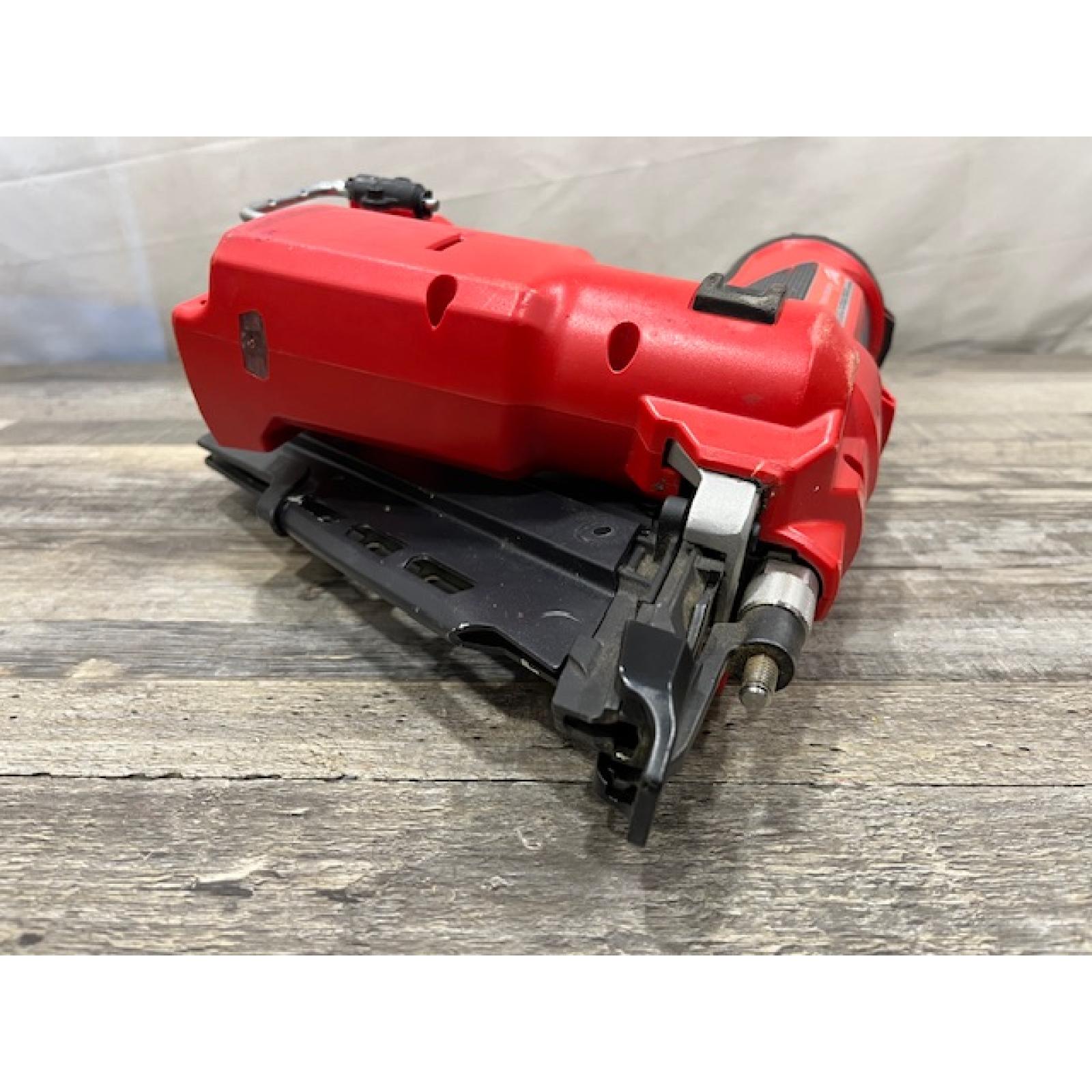 AS-IS Milwaukee FUEL 3-1/2 in. 18-Volt 30-Degree Lithium-Ion Brushless Cordless Framing Nailer (Tool-Only)