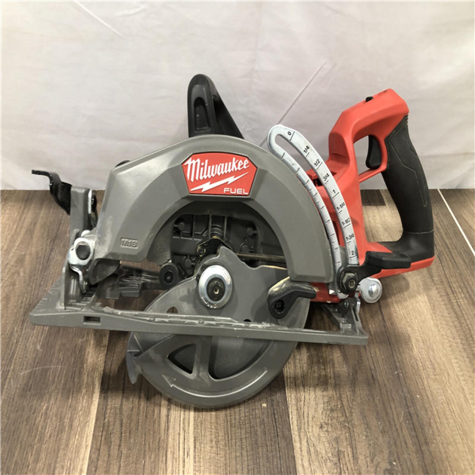AS-IS Milwaukee FUEL 18V Lithium-Ion Cordless 7-1/4 in. Rear Handle Circular Saw (Tool-Only)