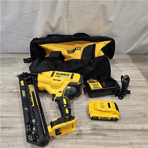 AS-IS DeWalt 15 GA ANGLED FINISH NAILER KIT