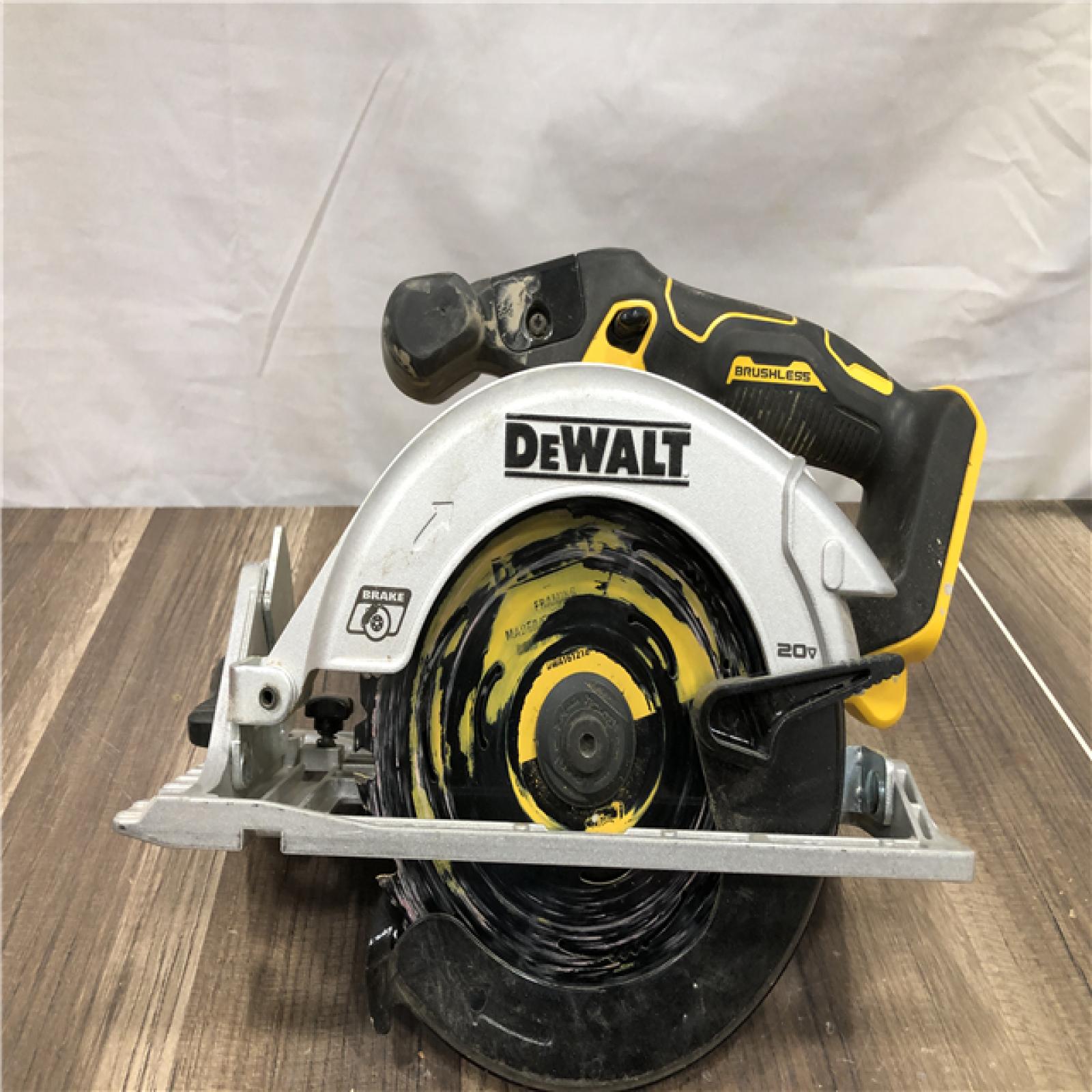 AS-IS DEWALT 20V MAX Cordless Brushless 6-1/2 in. Sidewinder Style Circular Saw (Tool Only)