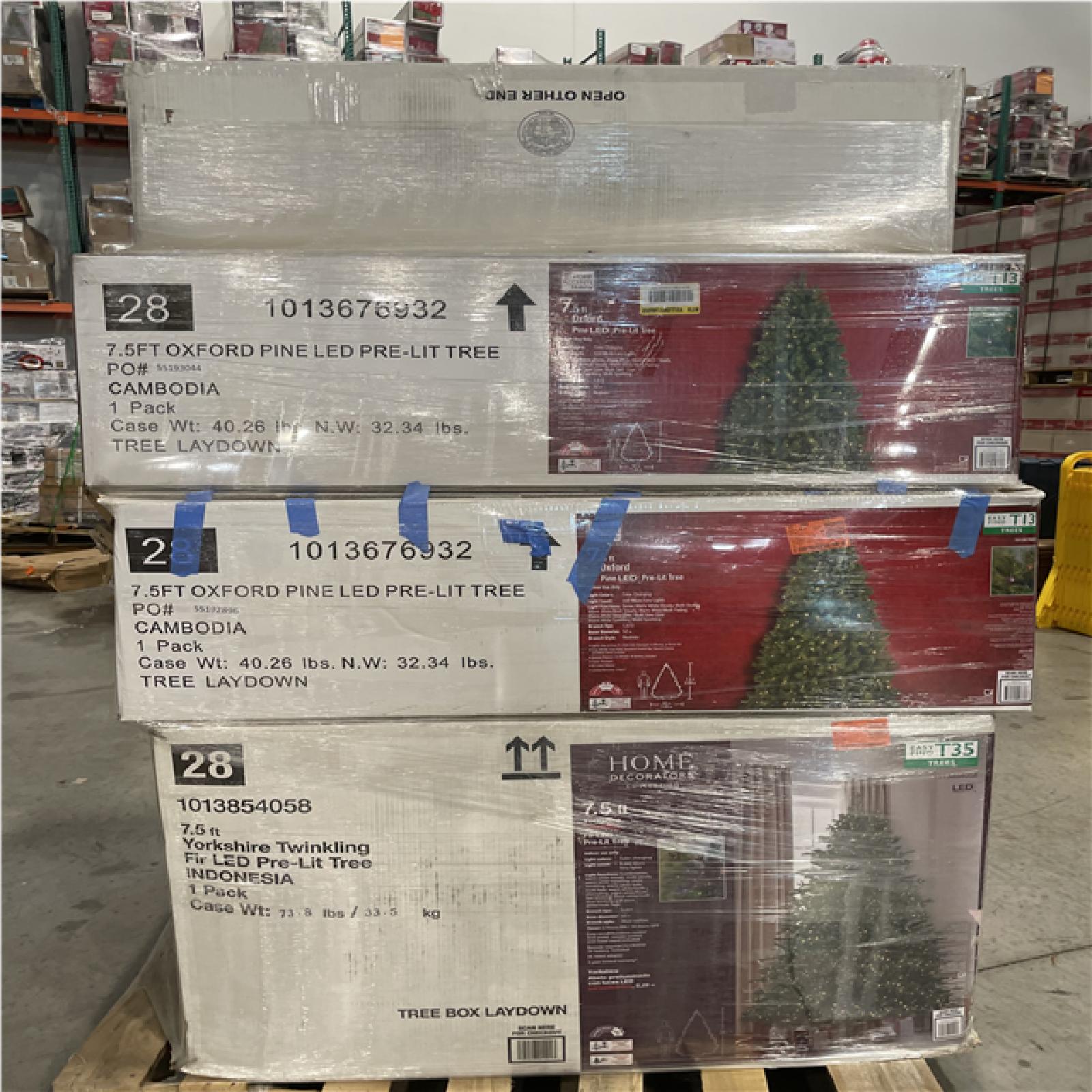 DALLAS LOCATION -AS-IS MIXED CHRISTMAS TREE PALLET