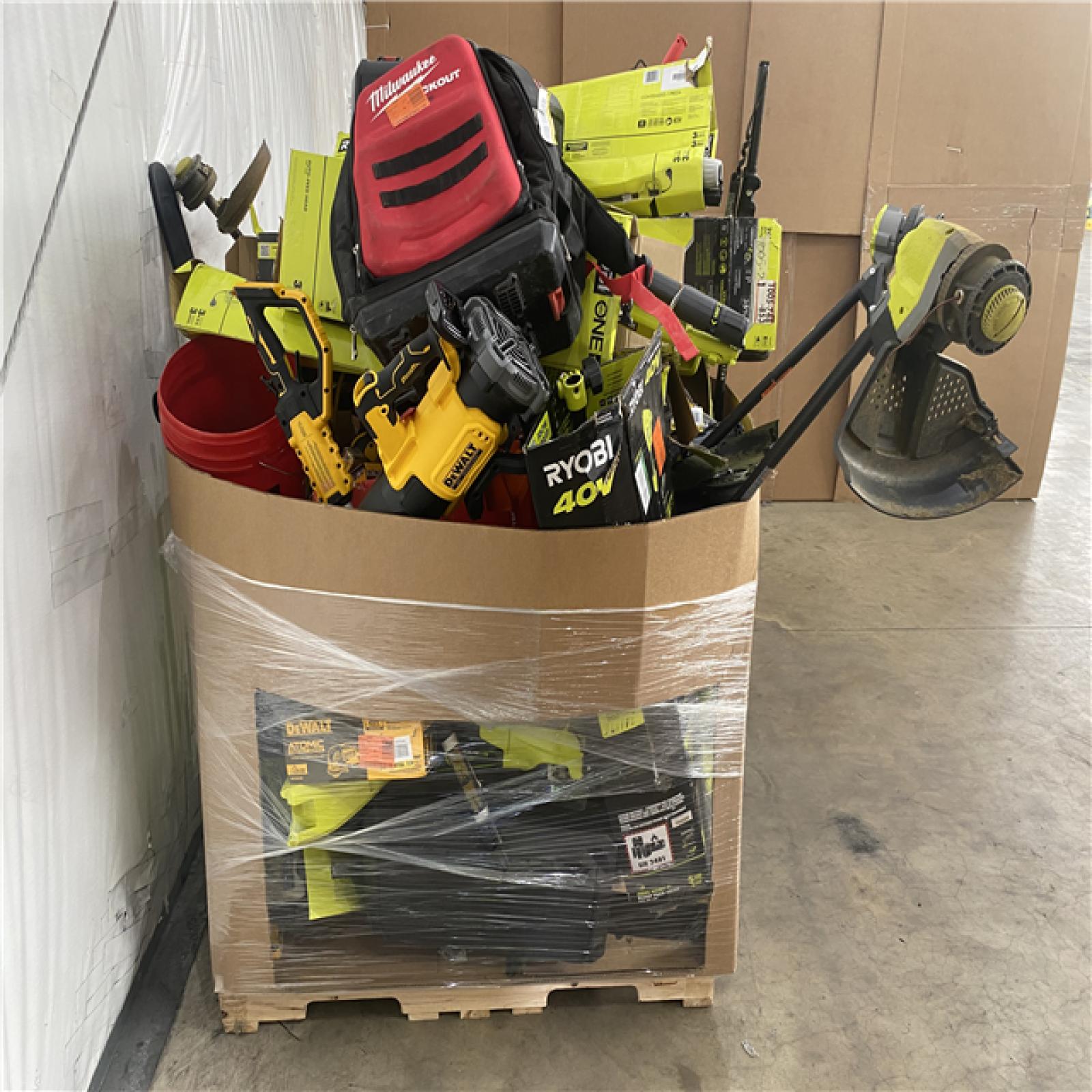 Houston Location AS IS - Tool Pallet