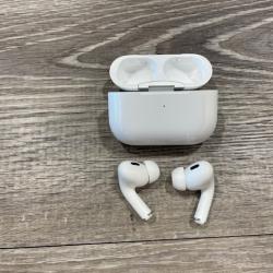 AS-IS Apple AirPods Pro 2 MagSafe Case