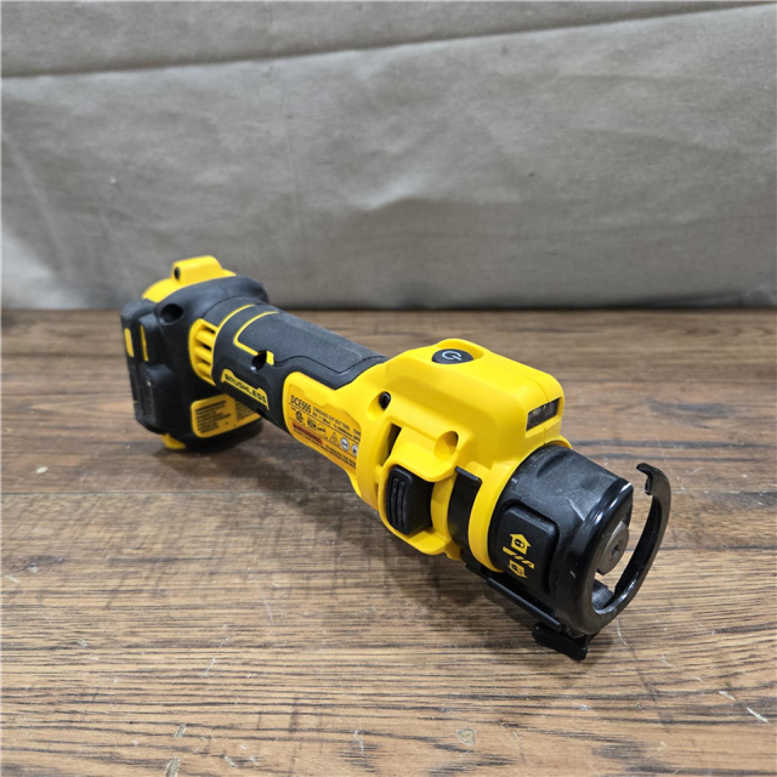 AS-IS DEWALT 20V MAX Cordless Cut Out Tool