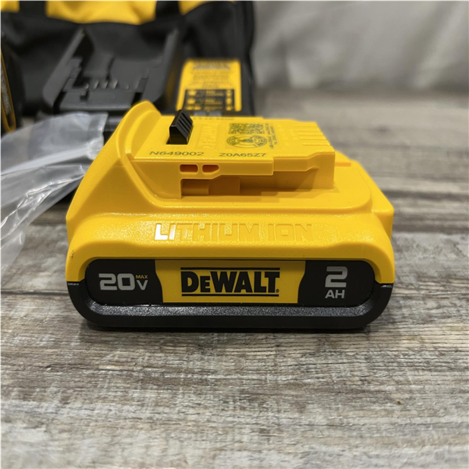 AS-IS DEWALT Atomic 20V Lithium-Ion Cordless Compact 1/2 in. Drill/Driver Kit