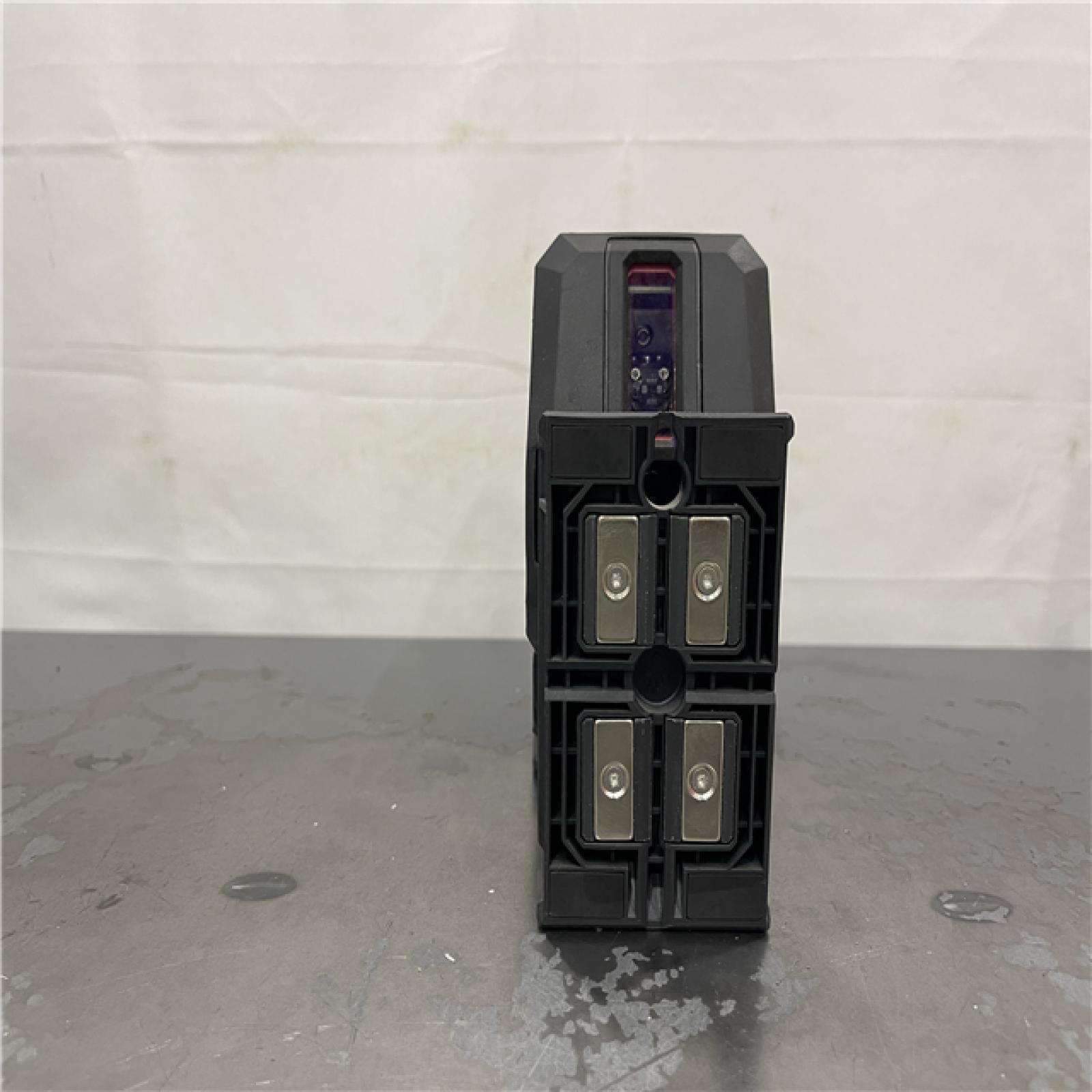 AS-IS- Milwaukee M12 12V Lithium-Ion Cordless Green Beam Cross Line & Plumb Points Laser (Tool Only)