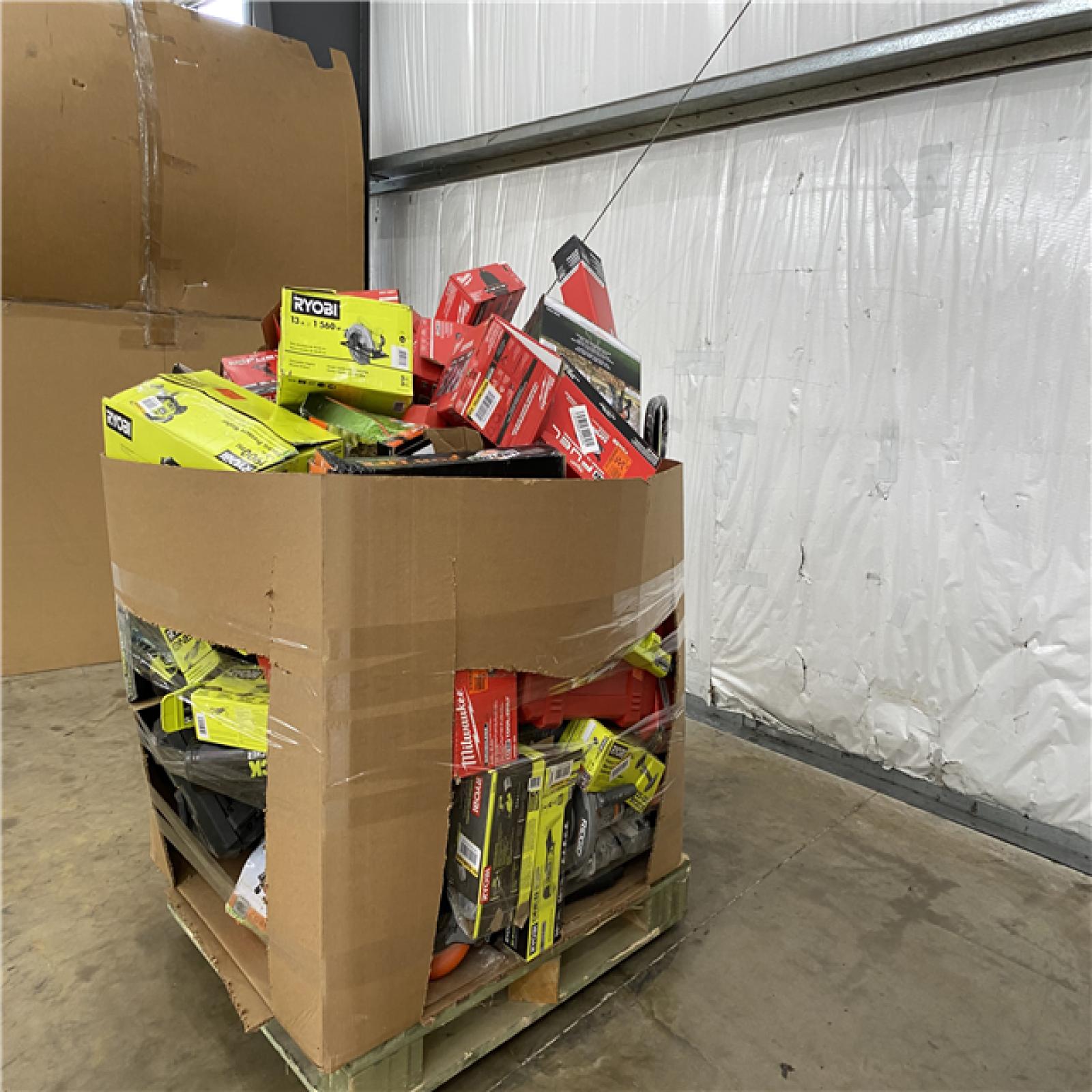 Houston Location AS IS - Tool Pallet