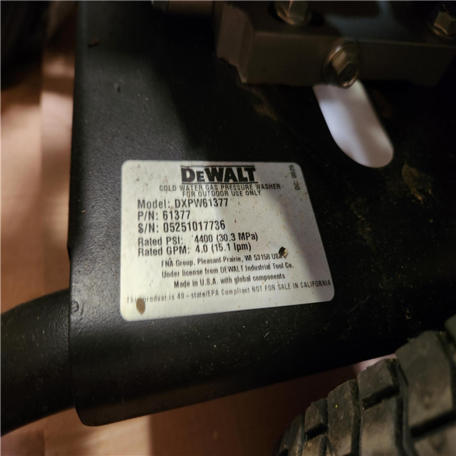 Phoenix NEW DEWALT 4400 PSI 4.0 GPM Cold Water Gas Pressure Washer
