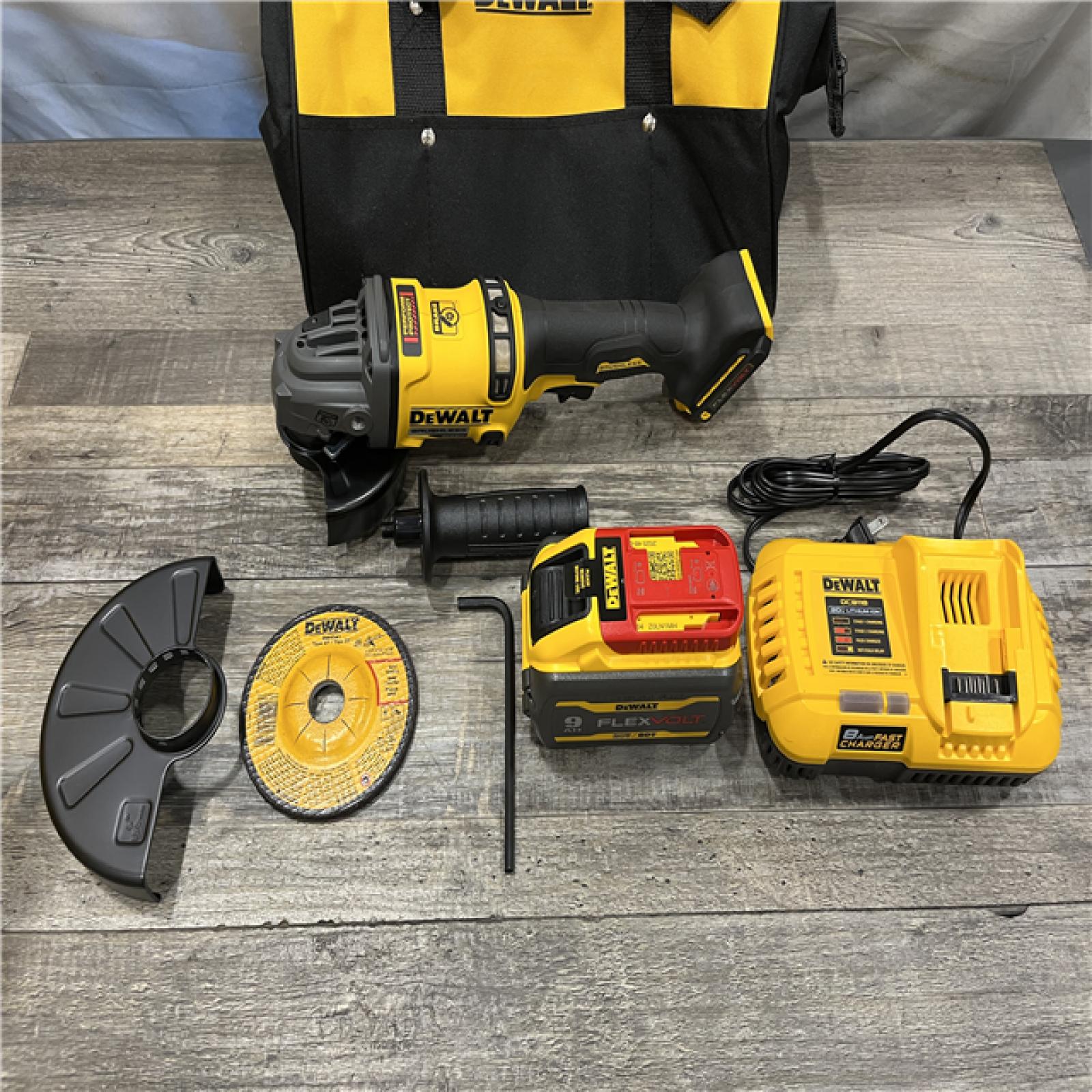 AS-IS DEWALT FLEXVOLT 60V MAX Cordless Brushless 4.5 in. - 6 in. Small Angle Grinder Kit