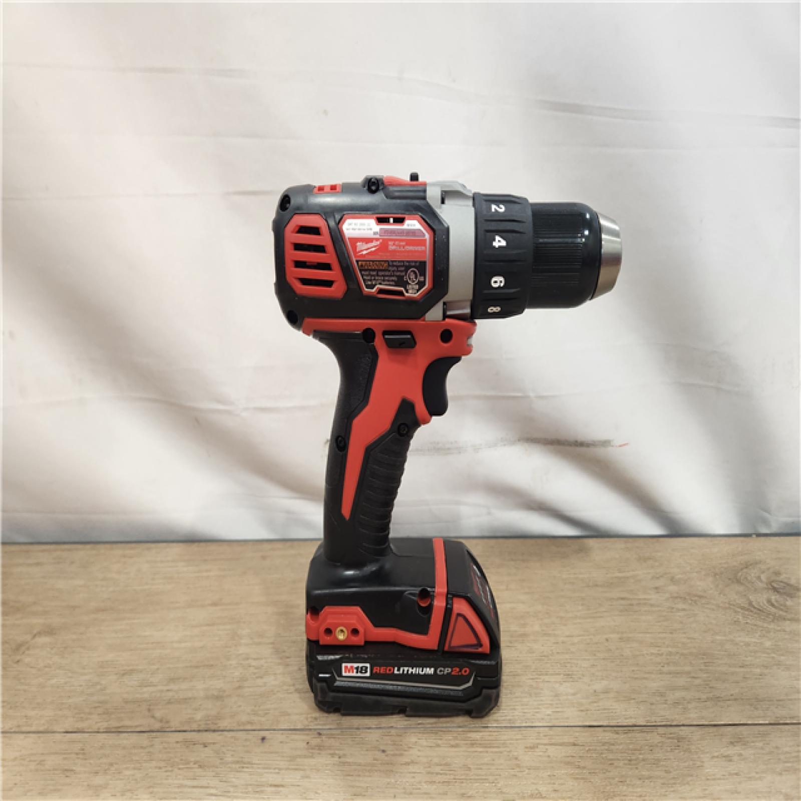 AS-IS- Milwaukee 18V Lithium-Ion Brushless Cordless 1/2 in. Compact Drill/Driver Kit