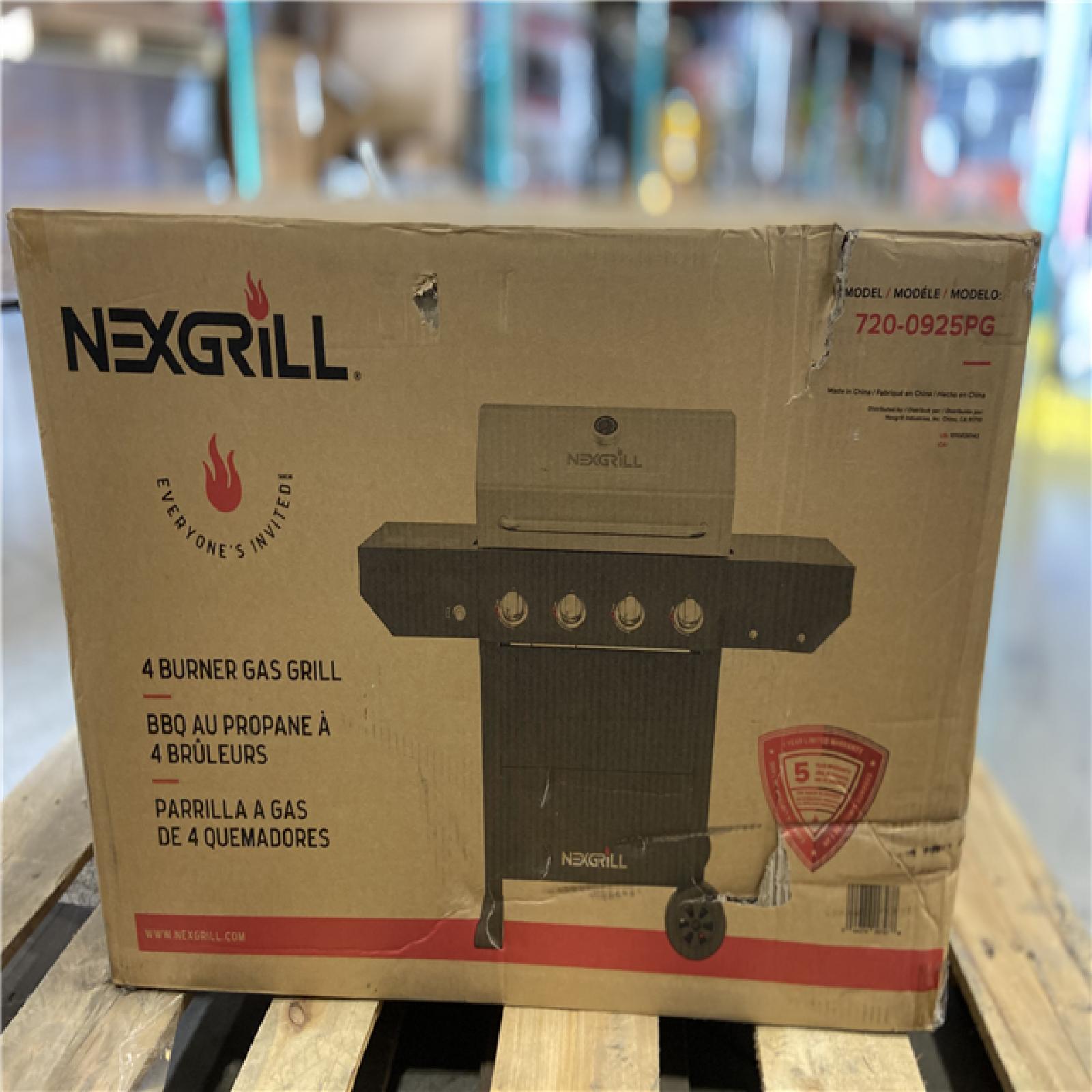 DALLAS LOCATION - Nexgrill 4-Burner Propane Gas Grill in Black with Stainless Steel Main Lid