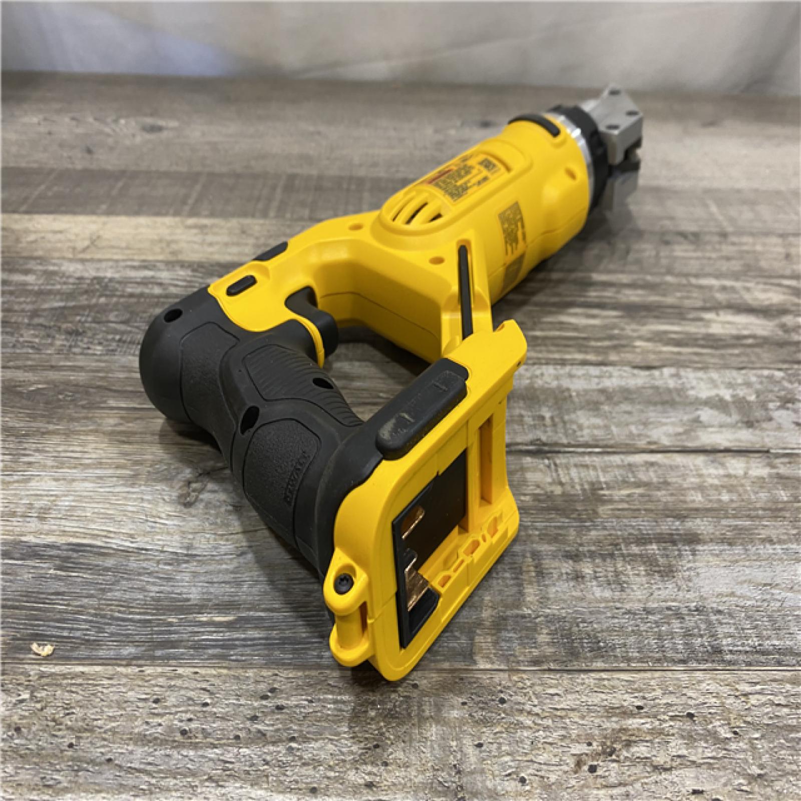 AS-IS DEWALT 20V MAX Cordless 18-Gauge Swivel Head Shears (Tool Only)