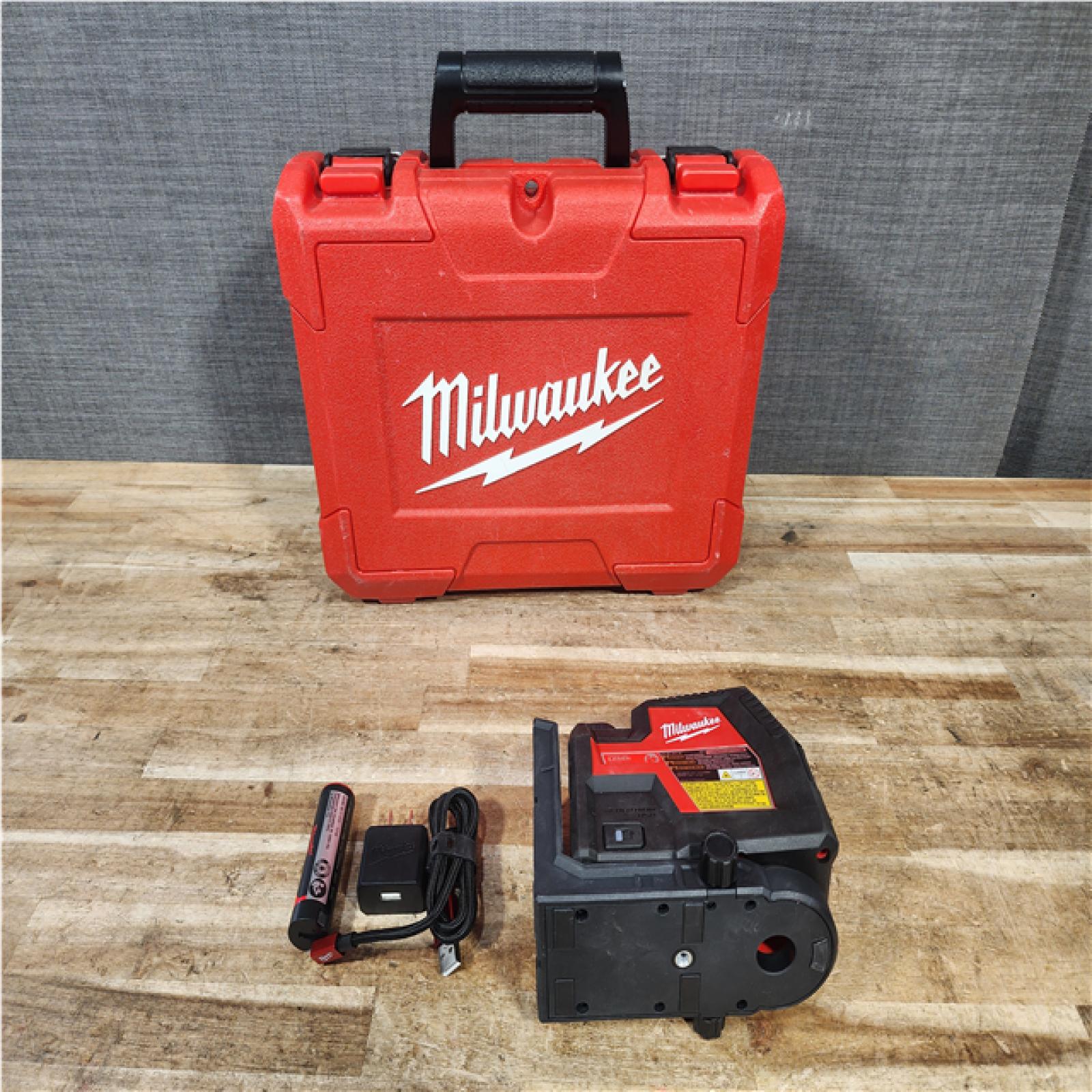 Houston Location AS-IS Milwaukee 100 ft. REDLITHIUM Lithium-Ion USB Green Rechargeable Cross Line Laser Level with Charger