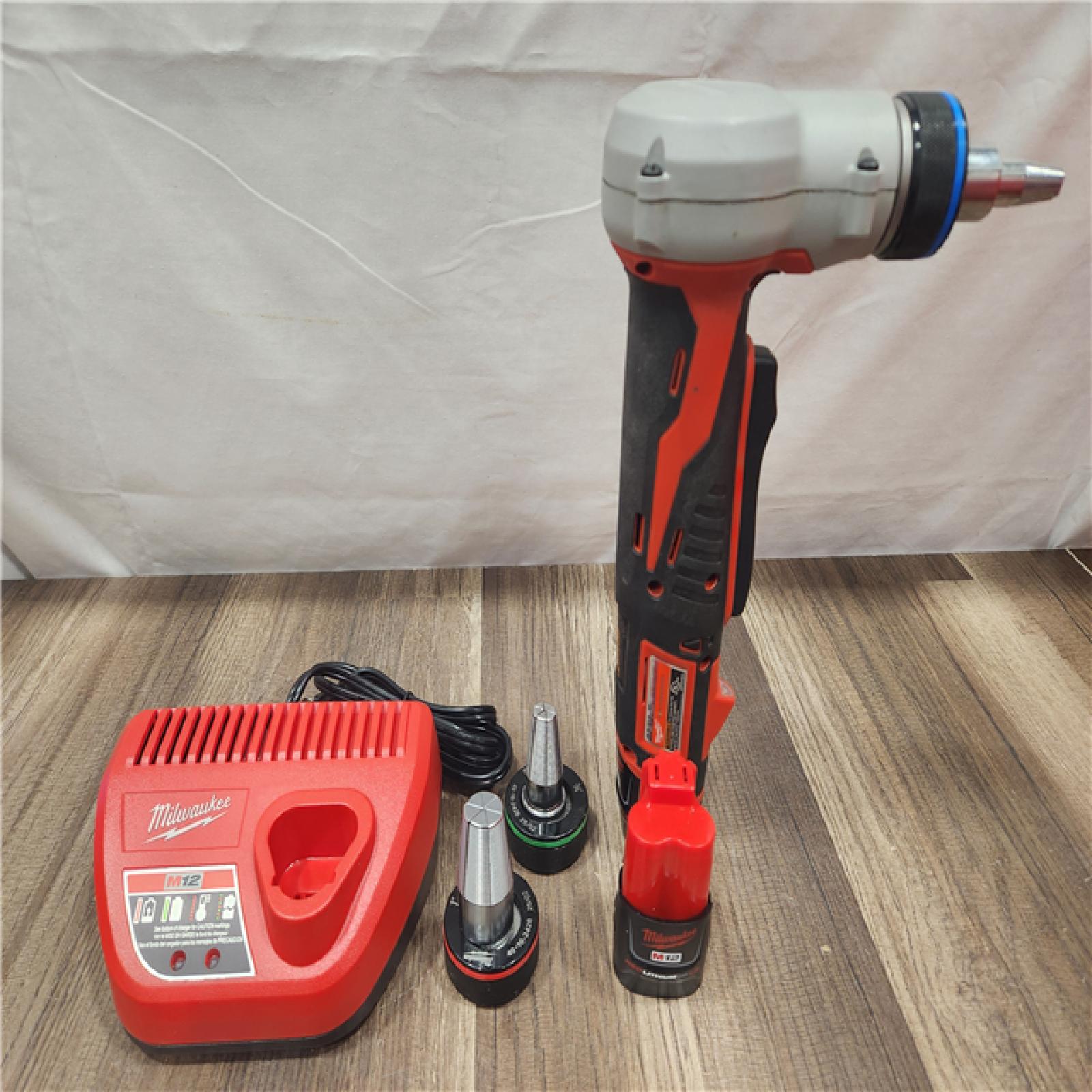 AS-IS- Milwaukee M12 12V Lithium-Ion Cordless PEX Expansion Tool Kit with (2) 1.5 Ah Batteries  (3) Expansion Heads and Hard Case