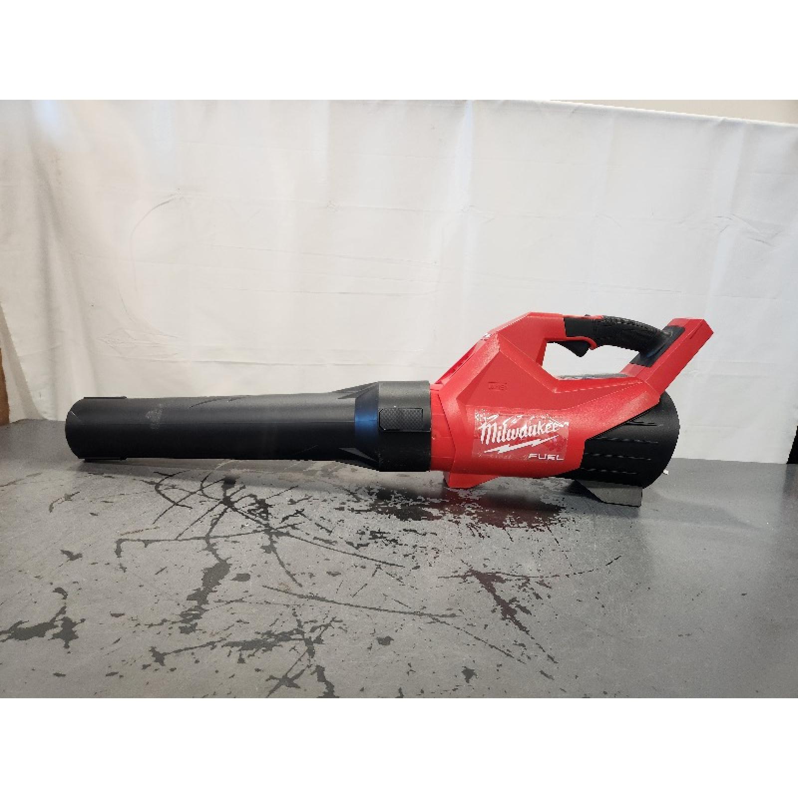 AS-IS- Milwaukee M18 FUEL 18V Lithium-Ion Brushless Cordless Handheld Blower (Tool-Only)