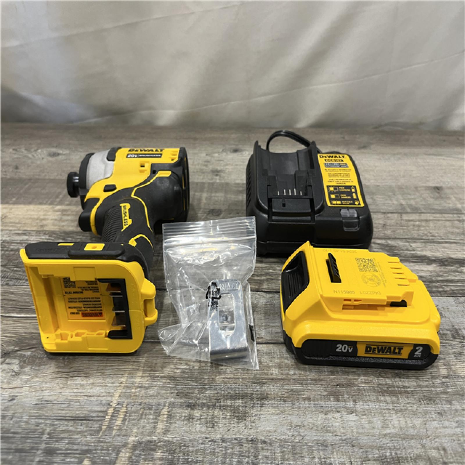 AS-IS DEWALT Atomic 20V Max Lithium-Ion Brushless Cordless Compact 1/4 in. Impact Driver Kit