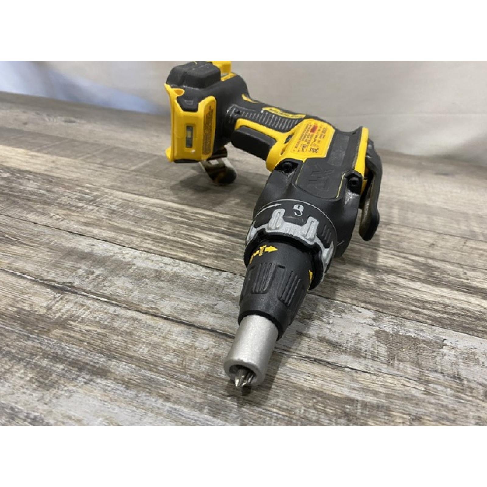 AS-IS DEWALT XR 20V MAX Lithium-Ion Cordless Brushless Screw Gun (Tool Only)