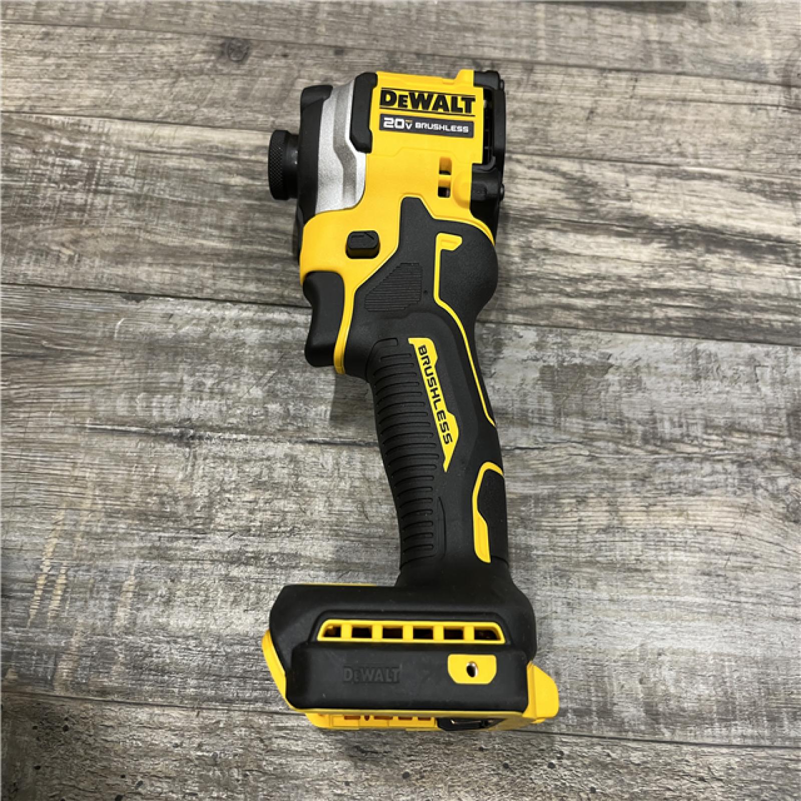 AS-IS DEWALT ATOMIC 20V MAX Lithium-Ion Cordless 1/4 in. Brushless Impact Driver Kit