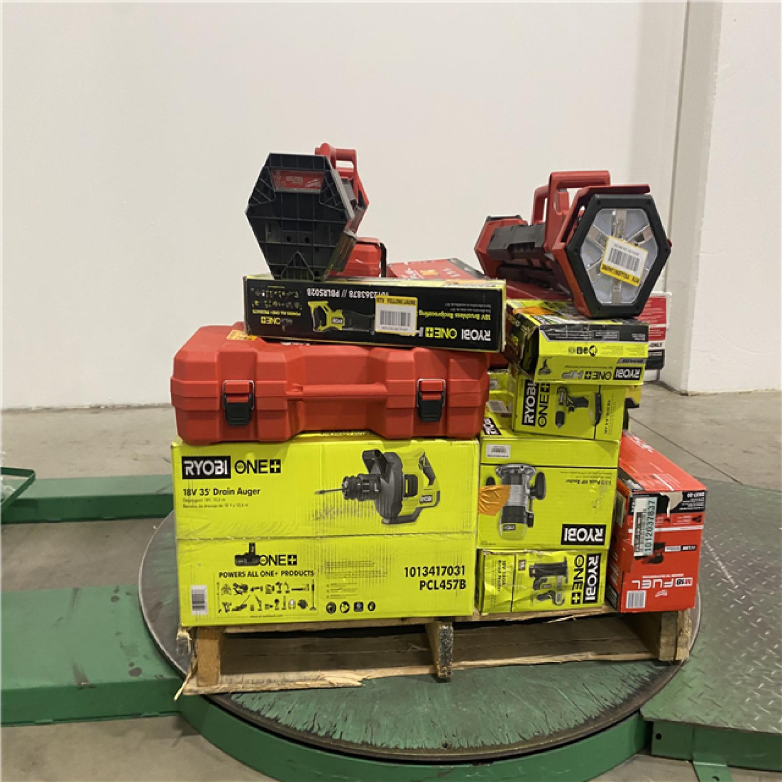 Dallas Location - As-Is Tool Pallet