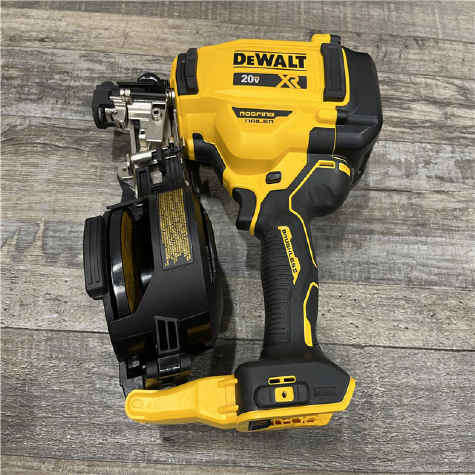 AS-IS DEWALT 20V MAX Lithium-Ion 15-Degree Electric Cordless Roofing Nailer Kit