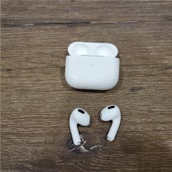 AS-IS Apple - AirPods (3rd generation) with Lightning Charging Case - White