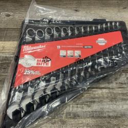 NEW - Milwaukee Combination Metric Wrench Mechanics Tool Set (15-Piece)