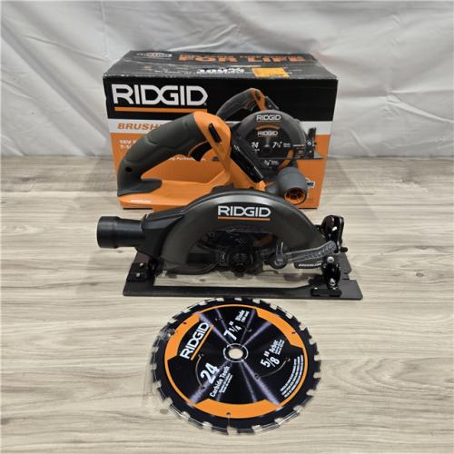 LIKE NEW! - RIDGID 18V Brushless Cordless 7-1/4 in. Circular Saw (Tool Only)