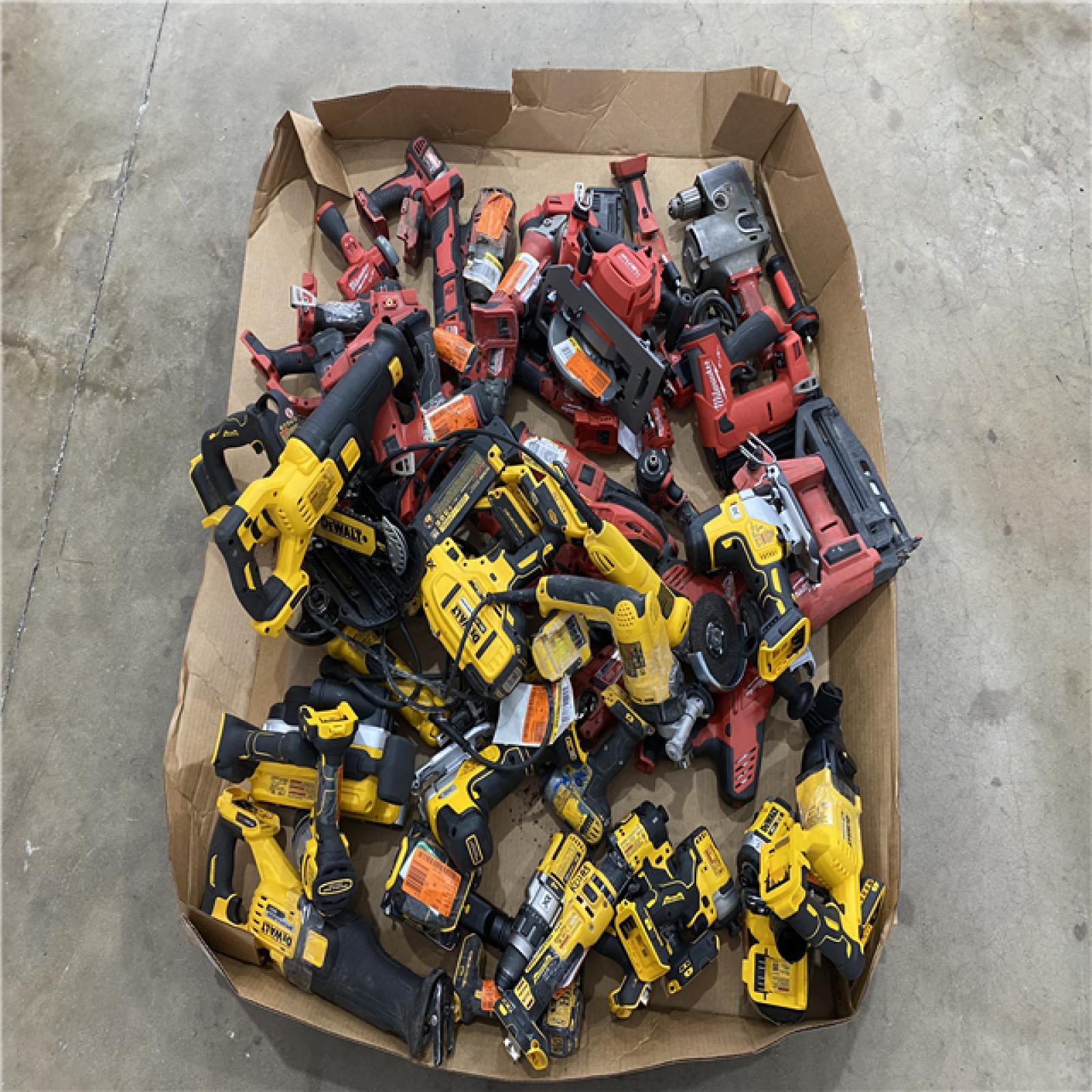 Houston Location AS IS - Tool Pallet