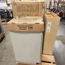 Phoenix Location Mixed AS-IS Hampton Bay Assembled Wall Kitchen Cabinet Pallet