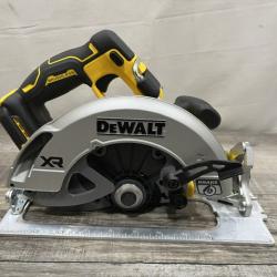AS-IS DEWALT 20-Volt MAX 7-1/4 in. Cordless Circular Saw (Tool Only)