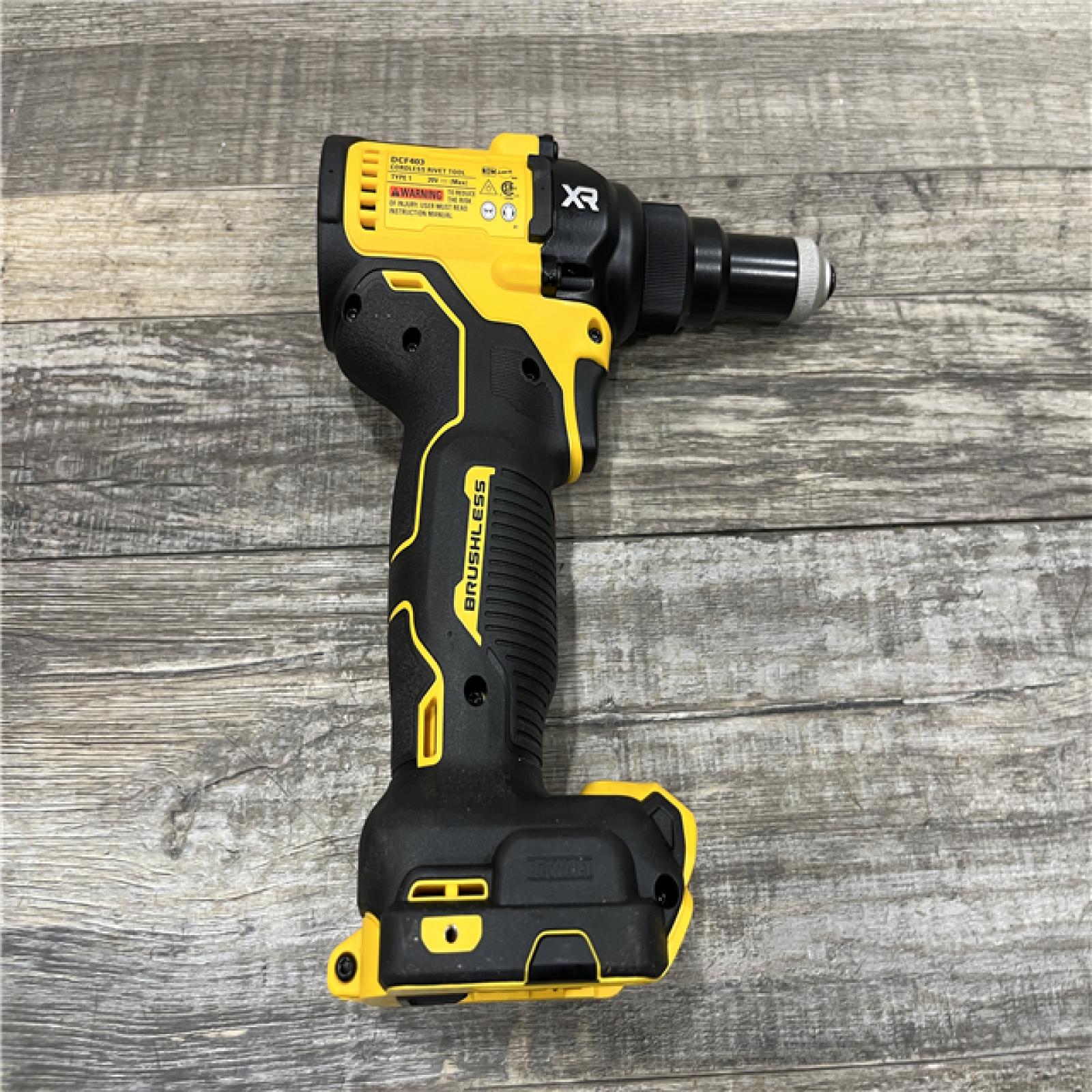 AS-IS DEWALT 20-Volt MAX Cordless 3/16 in. Rivet Tool (Tool-Only)