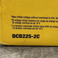 NEW - DEWALT 20V MAX Lithium-Ion Battery Kit with 5.0Ah and 2.0Ah Battery and Charger