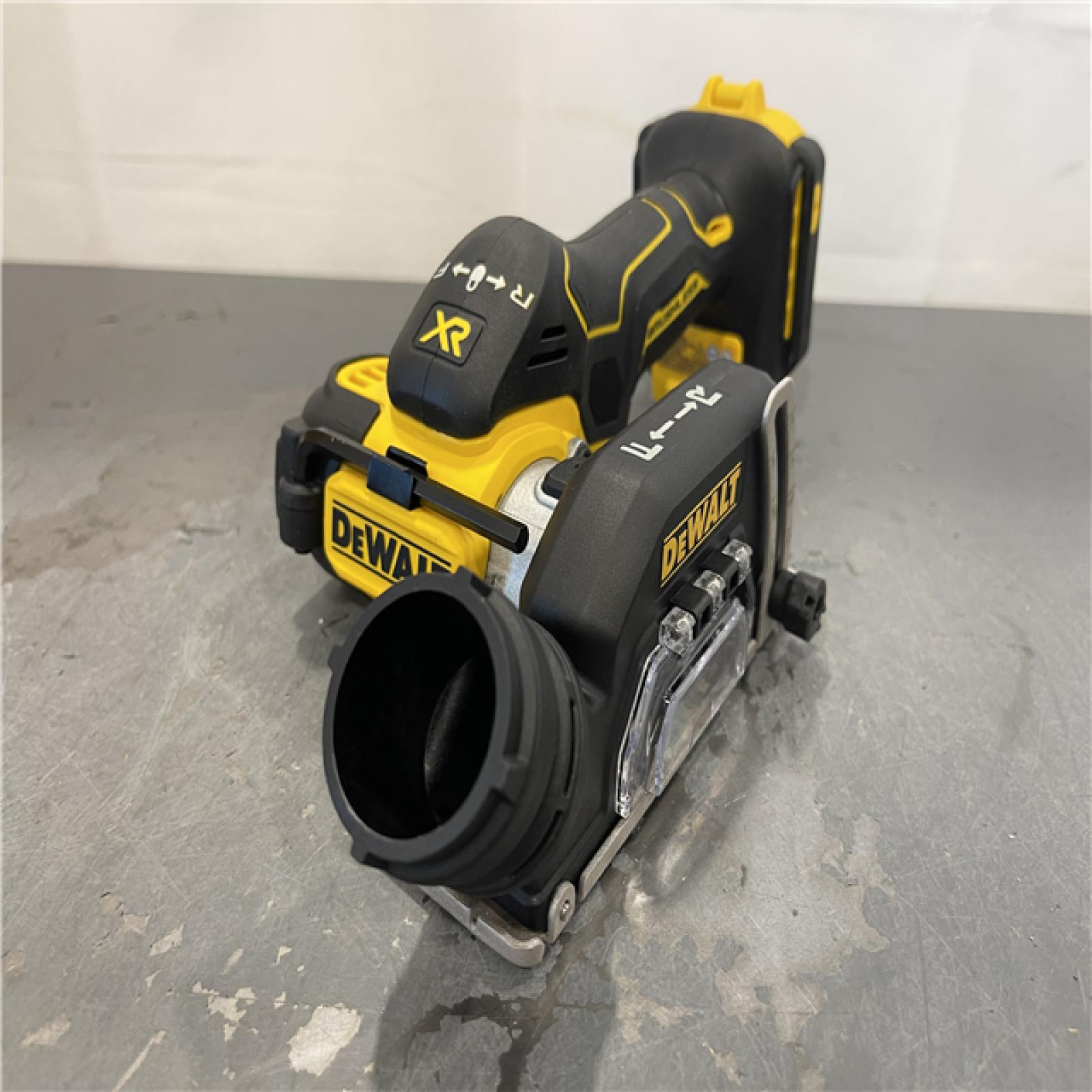 AS-IS - DeWalt 20V XR Cordless 3 in. Cut-Off Tool
