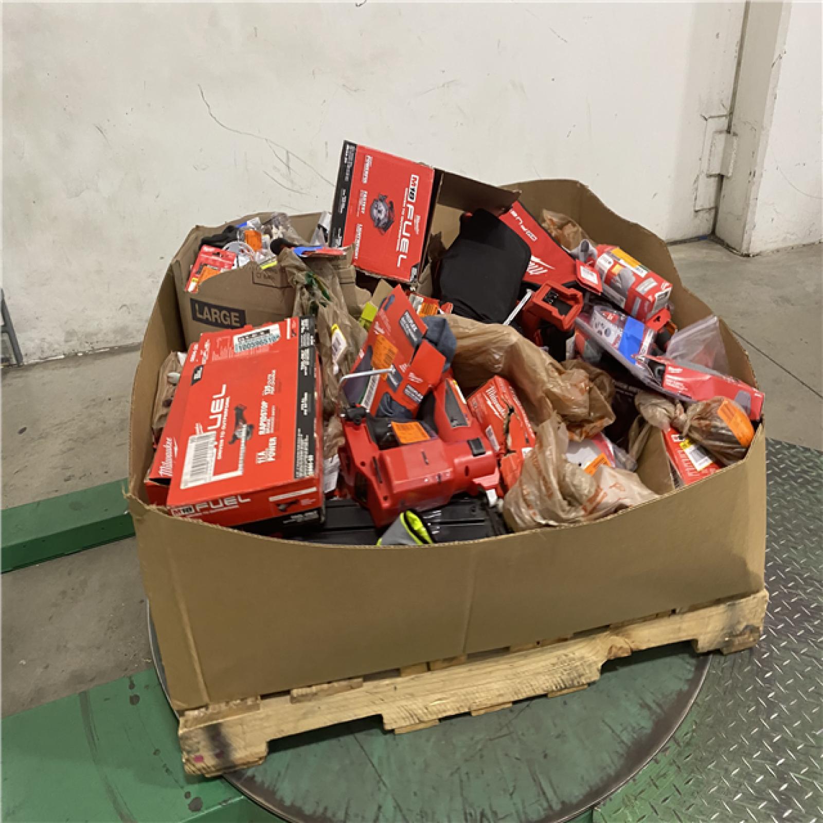 Dallas Location - As-Is Tool Pallet