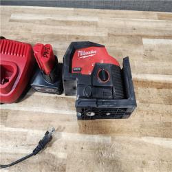 HOUSTON LOCATION - AS - IS Milwaukee Green 125 Ft. Cross Line and Plumb Points Laser Level Kit