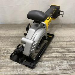 AS-IS DEWALT ATOMIC 20V MAX Cordless Brushless 4-1/2 in. Circular Saw (Tool Only)