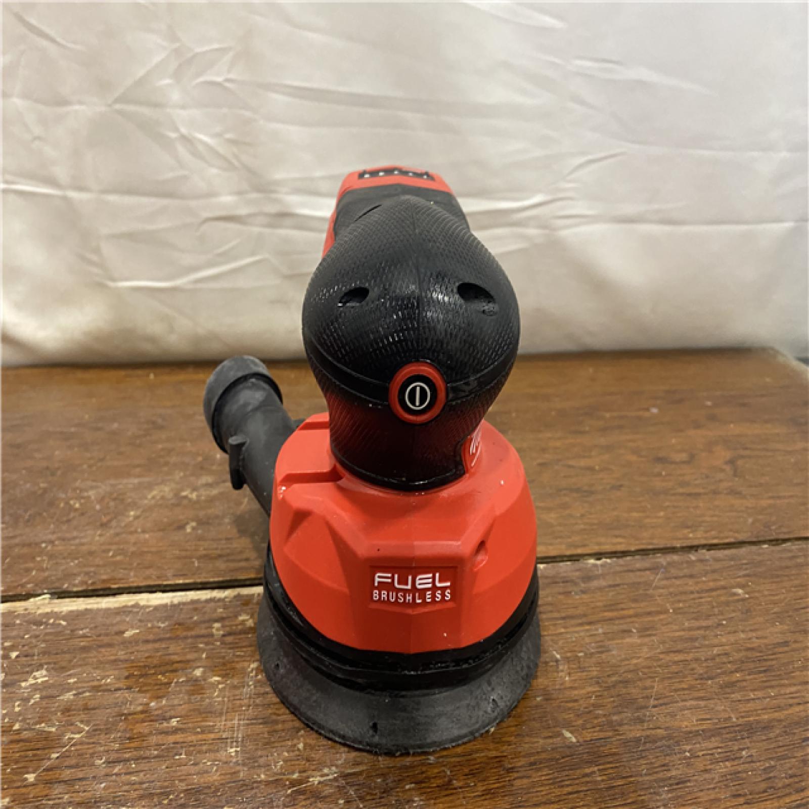 AS-IS MILWAUKEE Orbit Sander,Brushless,18 V