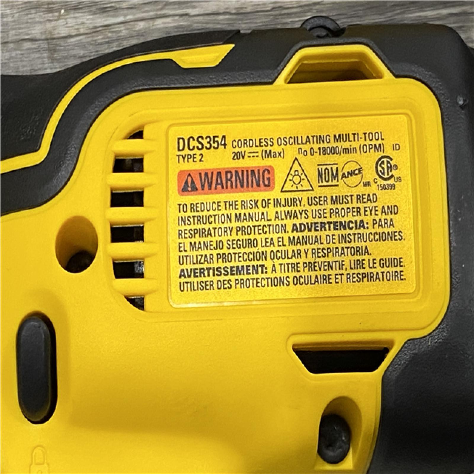 AS-IS DEWALT ATOMIC 20-Volt Lithium-Ion Cordless Brushless (4-Tool) Combo Kit