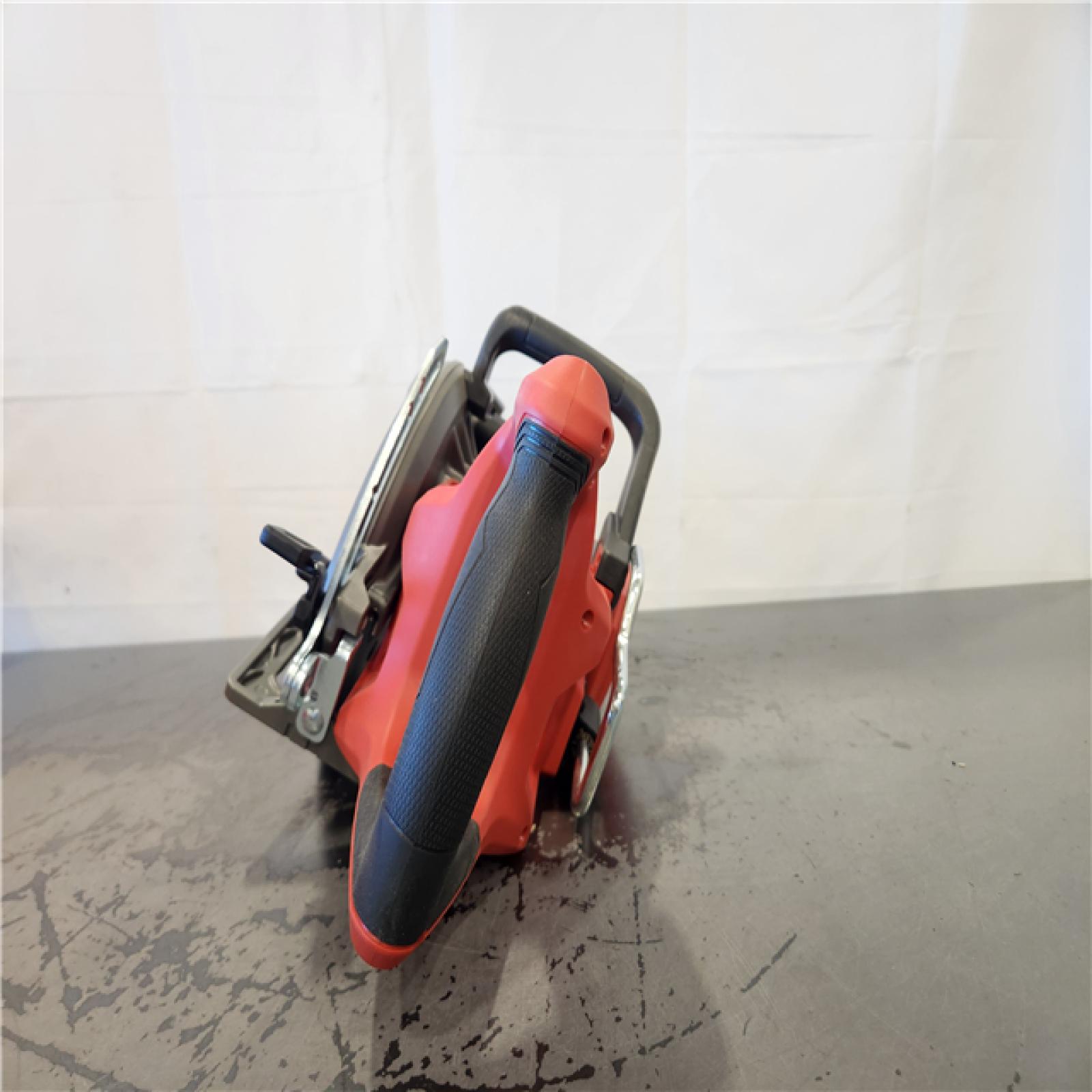 AS-IS- Milwaukee M18 FUEL 18V Lithium-Ion Cordless 7-1/4 in. Rear Handle Circular Saw (Tool-Only)