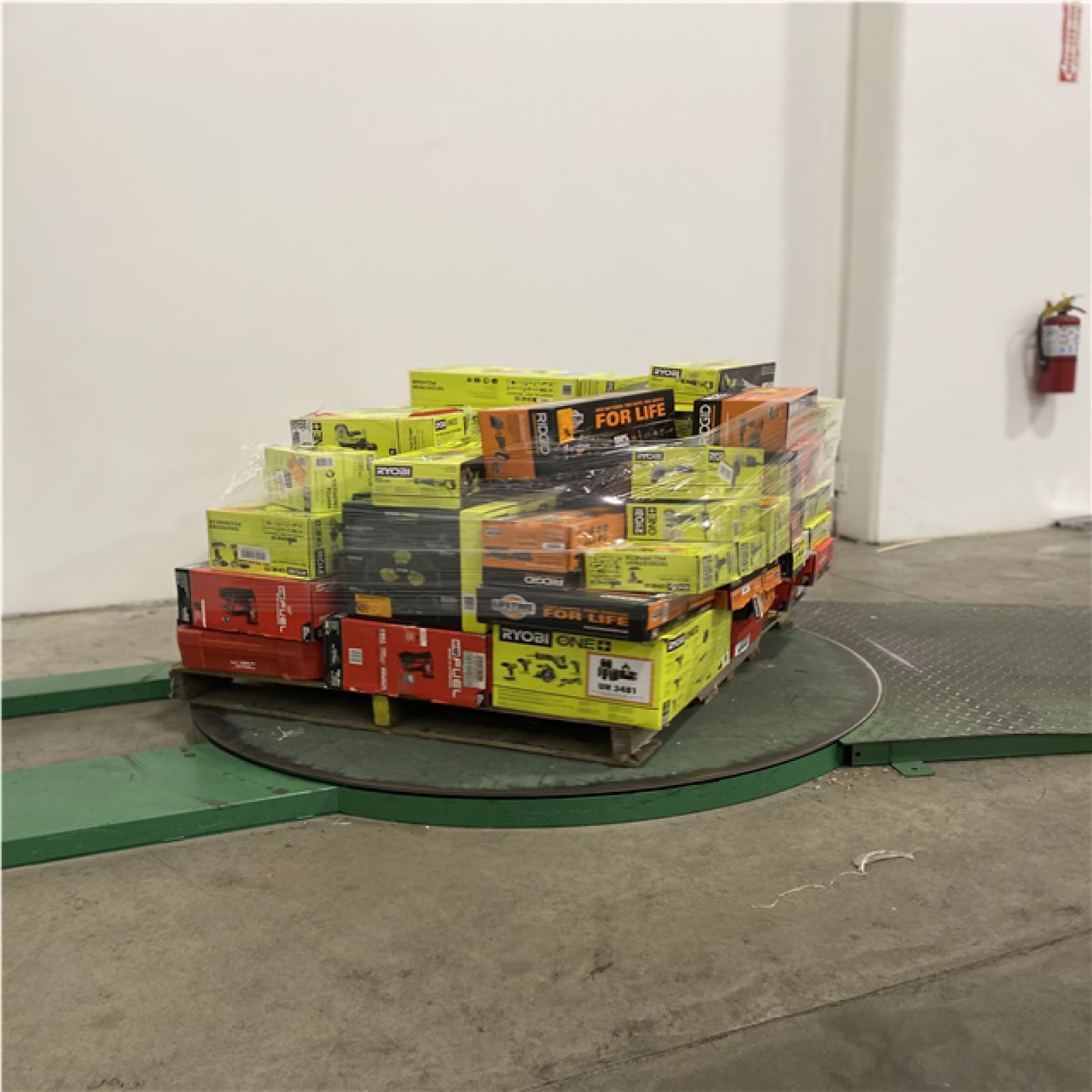 Dallas Location - As-Is Tool Pallet