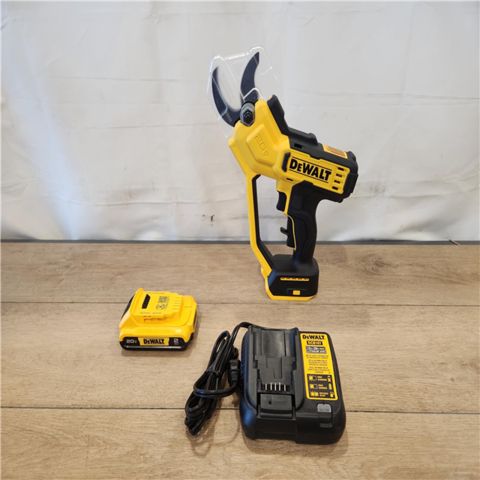 AS-IS- DeWalt 20V MAX Steel Cordless Pruner