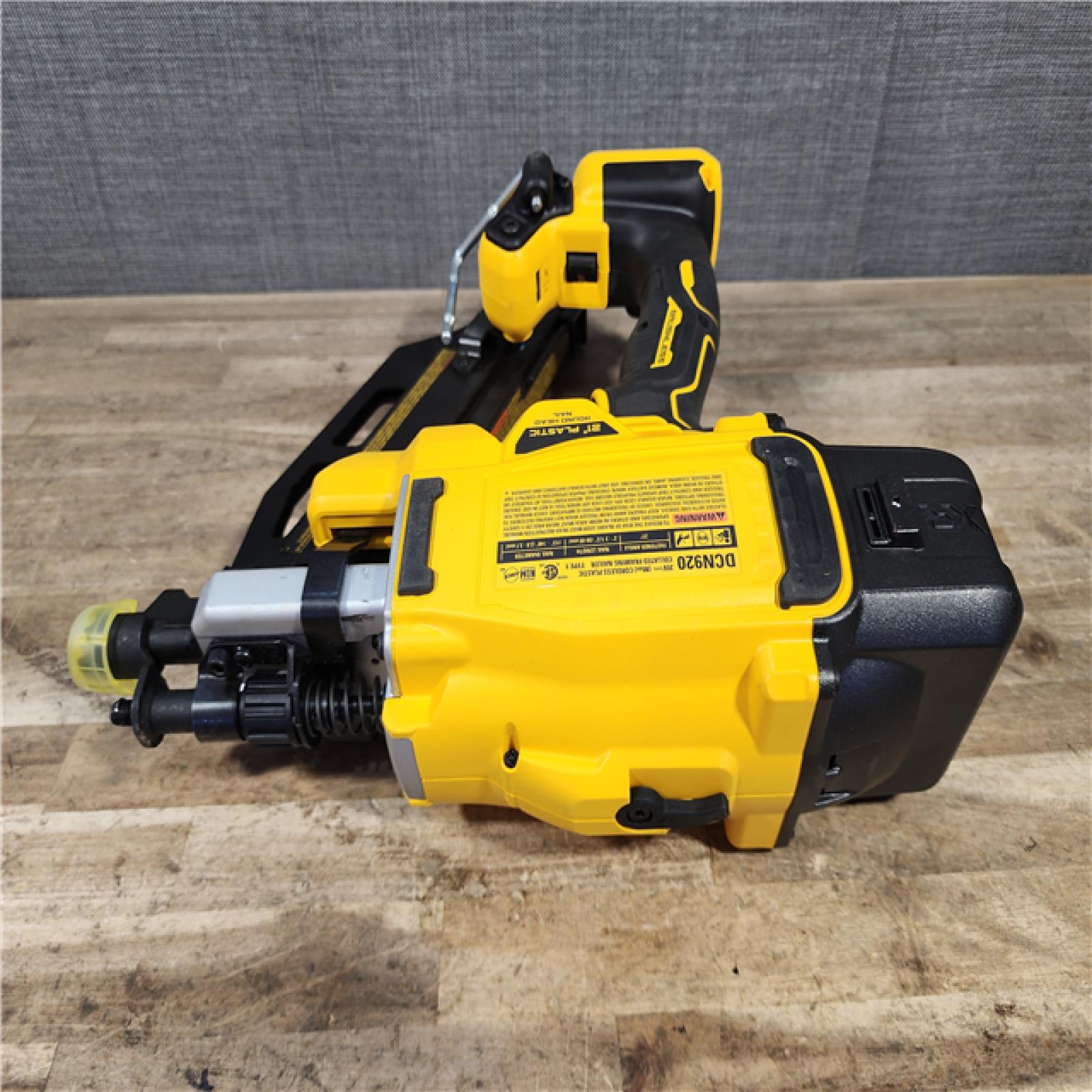 HOUSTON LOCATION - AS-IS DEWALT 20-Volt 21° Cordless Framing Nailer (Tool-Only)