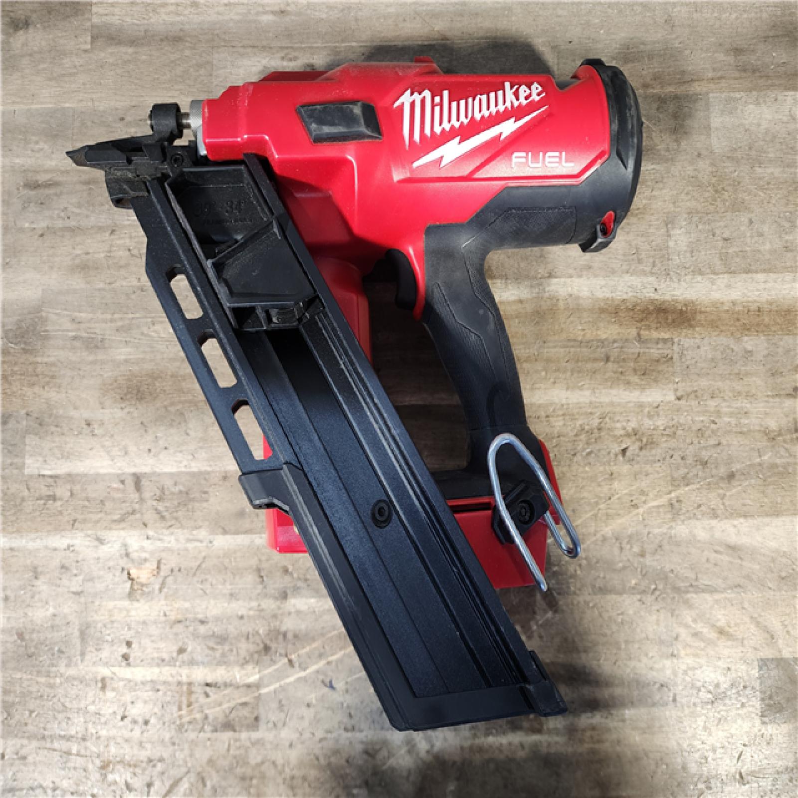 HOUSTON LOCATION - AS-IS Milwaukee M18 FUEL 30 Degree Framing Nailer (TOOL ONLY)