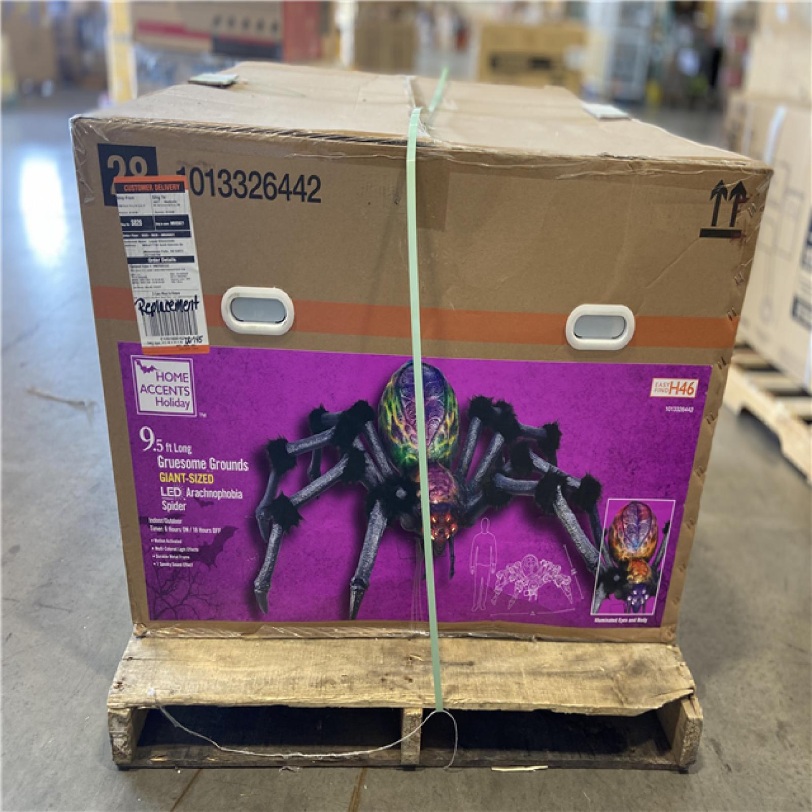 DALLAS LOCATION - Home Accents Holiday 9.5 ft. Long Gruesome Grounds Giant-Sized LED Arachnophobia Spider