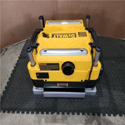 HOUSTON LOCATION - AS-IS (APPEARS LIKE NEW) DEWALT 13 2 Speed 3-Knife Thickness Planer