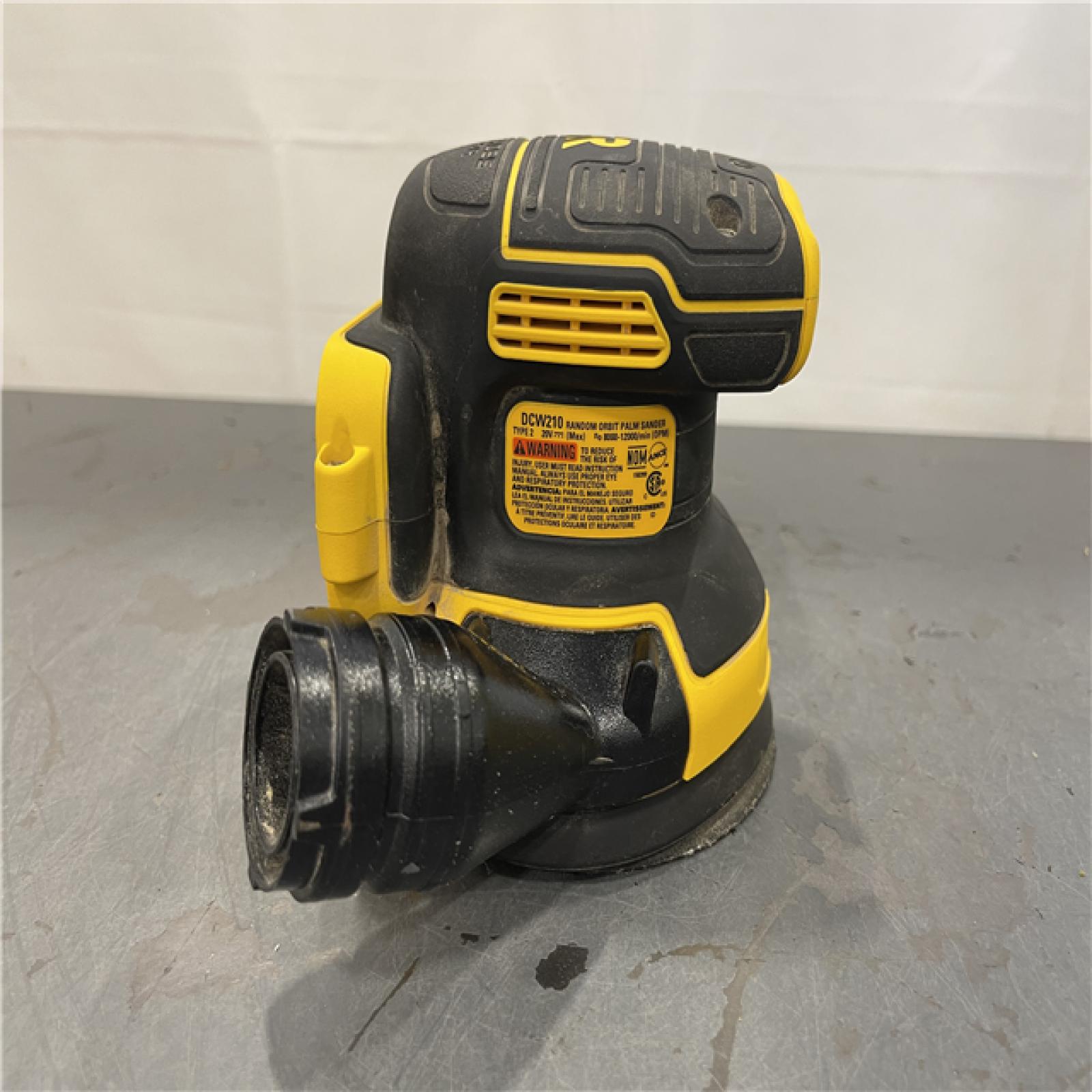 AS-IS - DEWALT 20V MAX XR Cordless Brushless 5 in. Random Orbital Sander